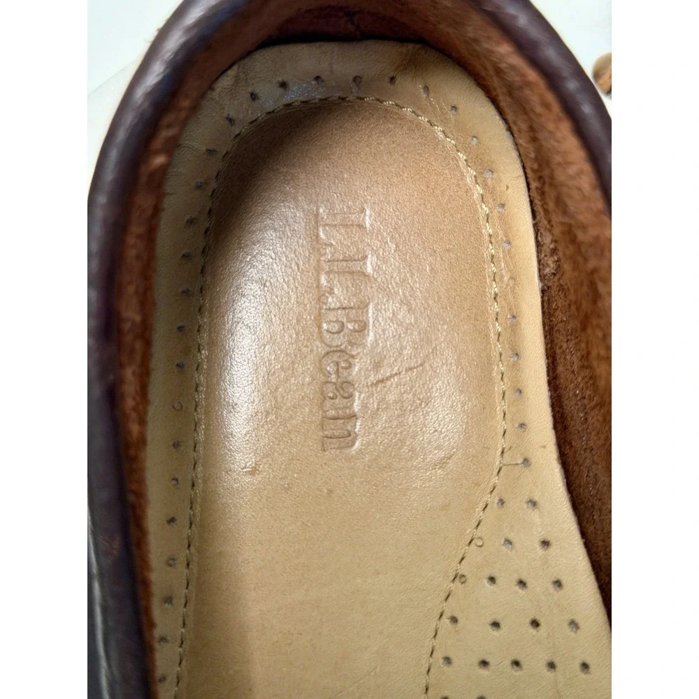 LL Bean Leather Driving Mocs Loafers Womens 9M Vibram Sole Brown Pebbled Leather